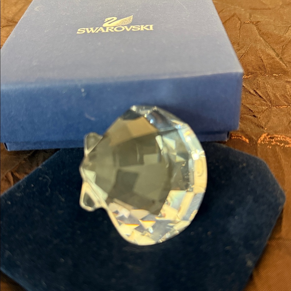 Swarovski Crystal Shell ~ Retired - Picture 7 of 7